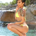 Honey Gold in 'I Like Black Girls 5'